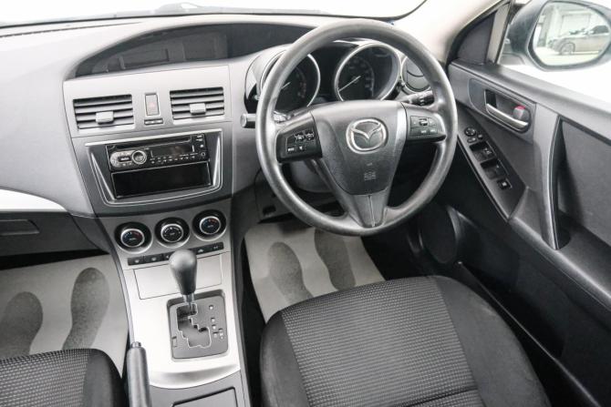 Mazda Axela II с пробегом 2012 года, цена 879 000 рублей, 191631 км, седан, Автокод Объявления