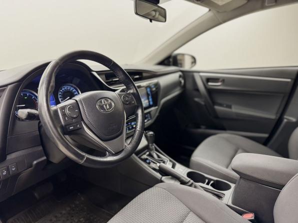 Toyota Corolla XI (E160 E170 E180) Рестайлинг 1 с пробегом 2016 года, цена 1 670 000 рублей, 98150 км, седан, Автокод Объявления