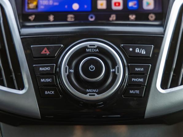 Ford Focus III с пробегом 2012 года, цена 848 000 рублей, 188806 км, хэтчбек, Автокод Объявления