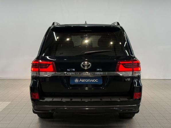 Toyota Land Cruiser 200 Series Рестайлинг 2 с пробегом 2016 года, цена 6 350 000 рублей, 181518 км, внедорожник, Автокод Объявления