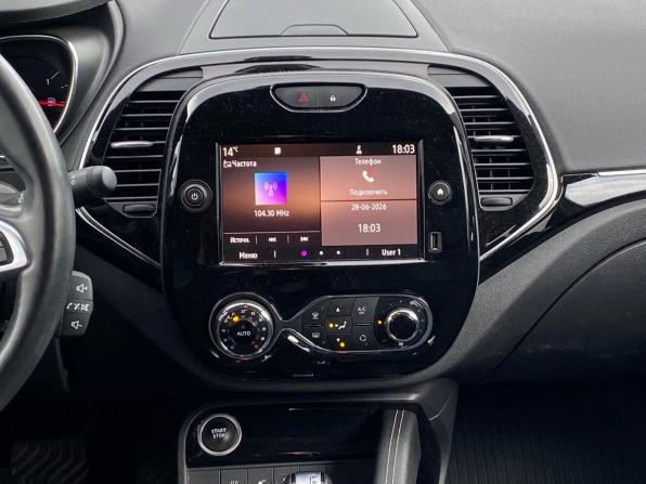 Renault Kaptur I Рестайлинг с пробегом 2021 года, цена 1 750 000 рублей, 45075 км, внедорожник, Автокод Объявления