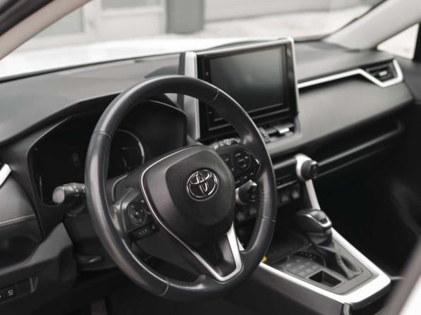 Toyota RAV4 V (XA50) с пробегом 2020 года, цена 3 195 000 рублей, 51083 км, внедорожник, Автокод Объявления