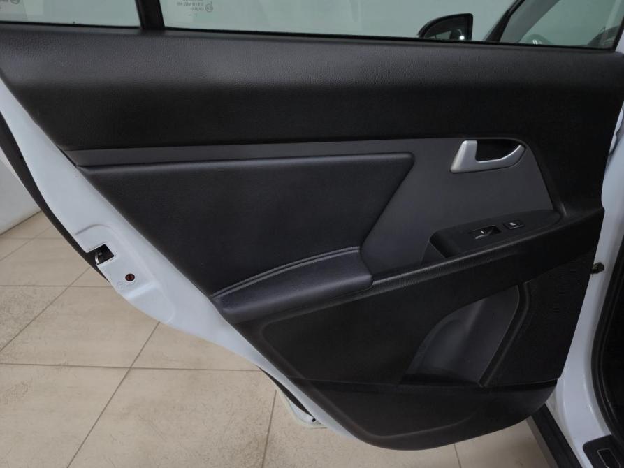 Kia Sportage III Альметьевск  - изображение 17
