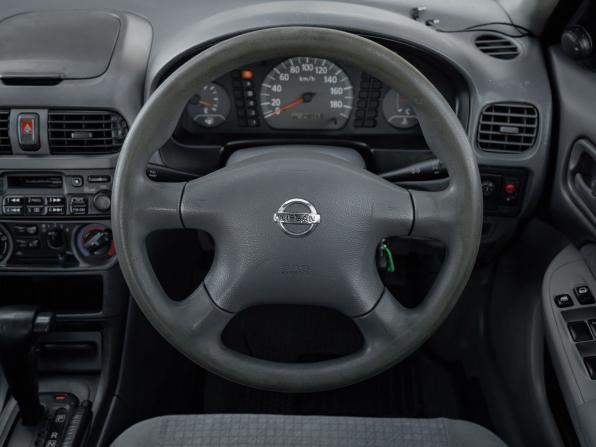 Nissan Sunny B15 с пробегом 2002 года, цена 325 000 рублей, 248000 км, седан, Автокод Объявления