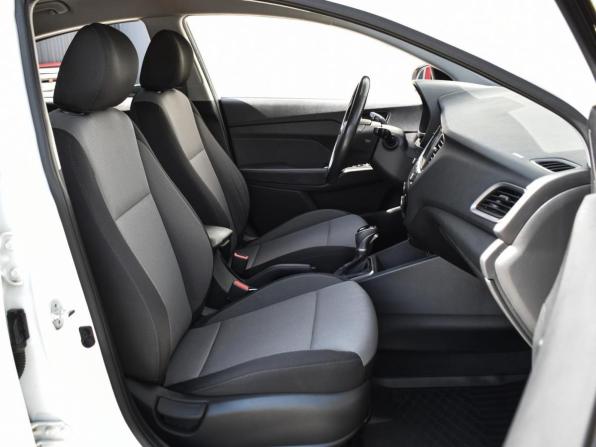 Hyundai Solaris II с пробегом 2017 года, цена 1 465 000 рублей, 54004 км, седан, Автокод Объявления