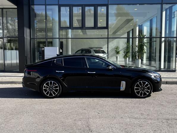 Kia Stinger I с пробегом 2018 года, цена 2 590 000 рублей, 76144 км, лифтбек, Автокод Объявления