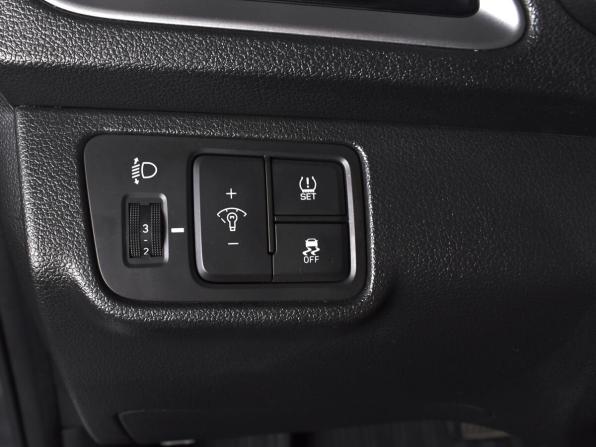 Hyundai Solaris II с пробегом 2018 года, цена 1 194 999 рублей, 108847 км, седан, Автокод Объявления