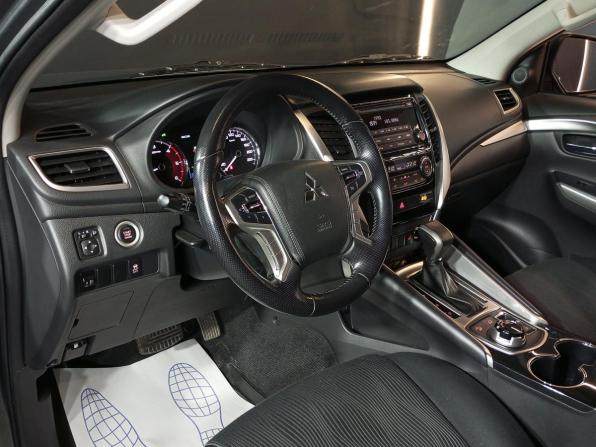 Mitsubishi Pajero Sport III с пробегом 2019 года, цена 3 280 000 рублей, 109127 км, внедорожник, Автокод Объявления