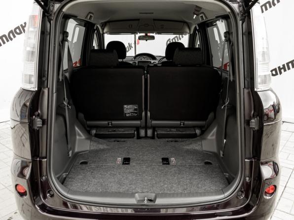 Toyota Sienta I Рестайлинг 2 с пробегом 2012 года, цена 950 000 рублей, 175942 км, минивэн, Автокод Объявления