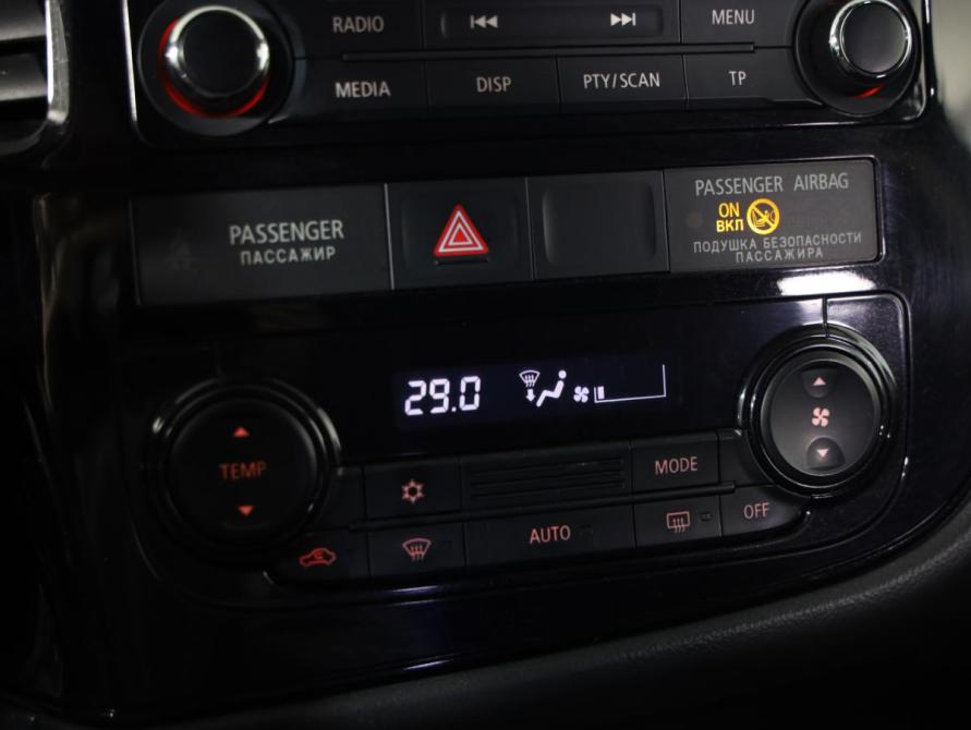 Mitsubishi Outlander III Рестайлинг 2 Санкт-Петербург  - изображение 14