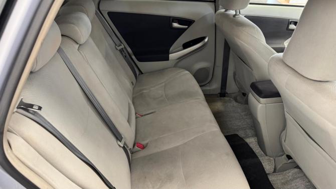 Toyota Prius III (XW30) с пробегом 2009 года, цена 790 000 рублей, 218880 км, лифтбек, Автокод Объявления