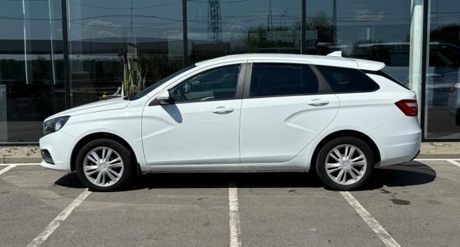 Lada (ВАЗ) Vesta I с пробегом 2019 года, цена 1 000 000 рублей, 122857 км, универсал, Автокод Объявления