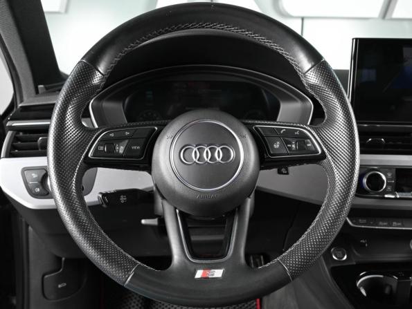 Audi A4 V (B9) Рестайлинг с пробегом 2021 года, цена 3 179 000 рублей, 164397 км, седан, Автокод Объявления
