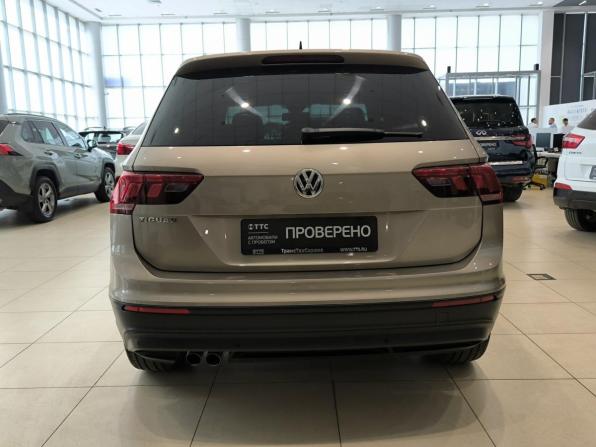 Volkswagen Tiguan II с пробегом 2019 года, цена 1 880 000 рублей, 142000 км, внедорожник, Автокод Объявления