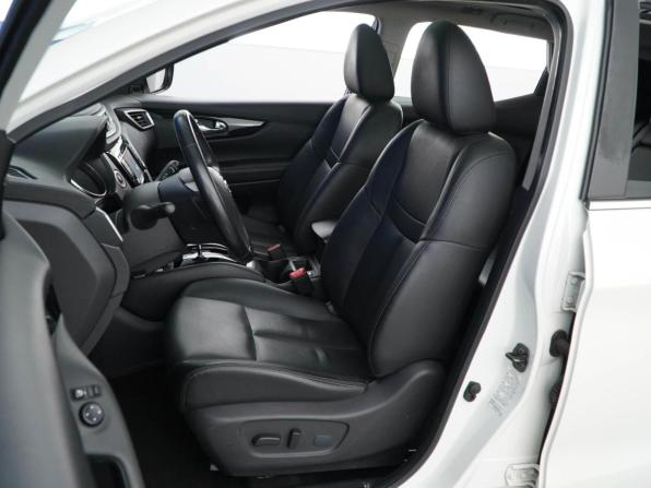 Nissan Qashqai II с пробегом 2018 года, цена 1 848 055 рублей, 108871 км, внедорожник, Автокод Объявления