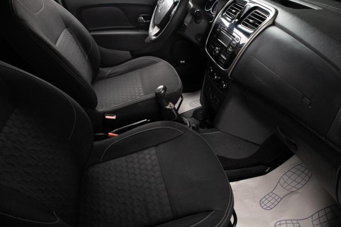 Renault Logan II с пробегом 2014 года, цена 599 000 рублей, 183432 км, седан, Автокод Объявления
