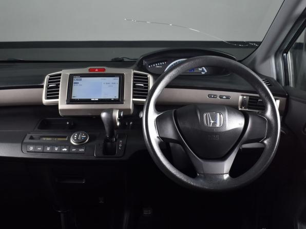 Honda Freed I с пробегом 2010 года, цена 999 995 рублей, 125818 км, компактвэн, Автокод Объявления