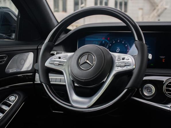 Mercedes-Benz S-Класс VI (W222 C217) Рестайлинг с пробегом 2018 года, цена 5 488 560 рублей, 174335 км, седан, Автокод Объявления
