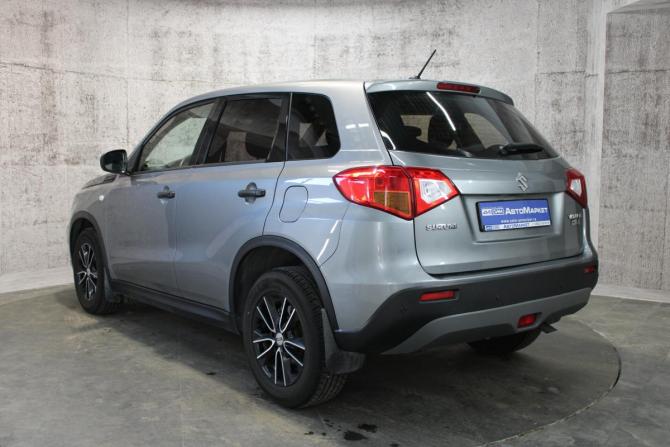 Suzuki Vitara II с пробегом 2018 года, цена 1 695 000 рублей, 99396 км, внедорожник, Автокод Объявления