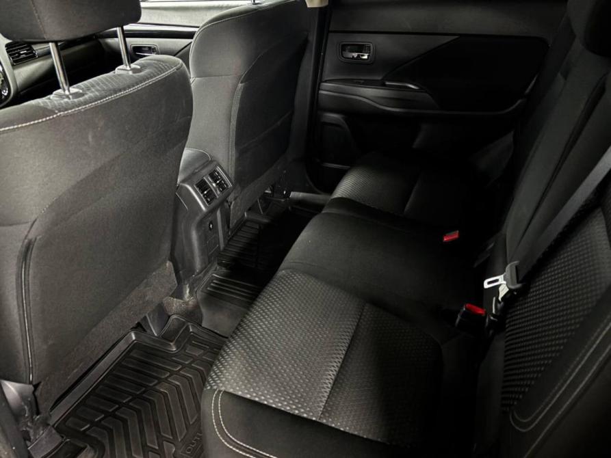 Mitsubishi Outlander III Рестайлинг 3 Санкт-Петербург  - изображение 18