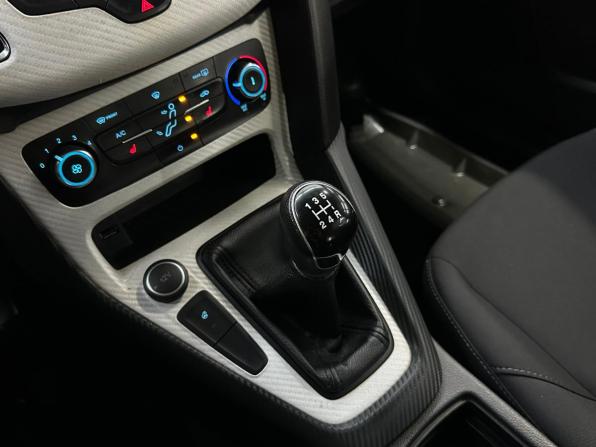 Ford Focus III Рестайлинг с пробегом 2017 года, цена 790 000 рублей, 210000 км, хэтчбек, Автокод Объявления