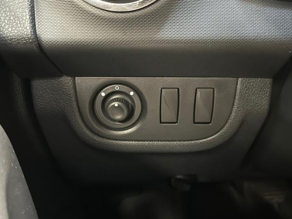 Renault Sandero II с пробегом 2016 года, цена 1 089 000 рублей, 78984 км, хэтчбек, Автокод Объявления