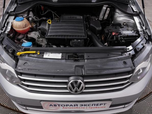 Volkswagen Polo V Рестайлинг с пробегом 2016 года, цена 898 000 рублей, 227000 км, седан, Автокод Объявления