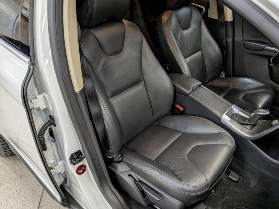Volvo XC60 I Москва  - изображение 23