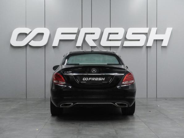 Mercedes-Benz C-Класс IV (W205) с пробегом 2018 года, цена 2 699 000 рублей, 92311 км, седан, Автокод Объявления