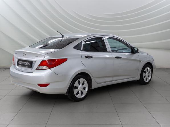 Hyundai Solaris I с пробегом 2014 года, цена 578 000 рублей, 200616 км, седан, Автокод Объявления