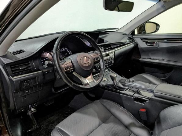 Lexus ES VI Рестайлинг с пробегом 2018 года, цена 2 850 000 рублей, 106321 км, седан, Автокод Объявления