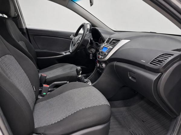 Hyundai Solaris I с пробегом 2012 года, цена 715 000 рублей, 188000 км, седан, Автокод Объявления