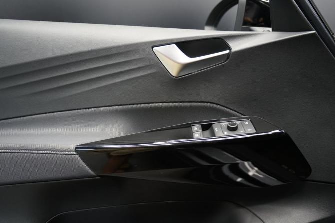 Volkswagen ID.3 I с пробегом 2023 года, цена 3 444 000 рублей, 18500 км, хэтчбек, Автокод Объявления