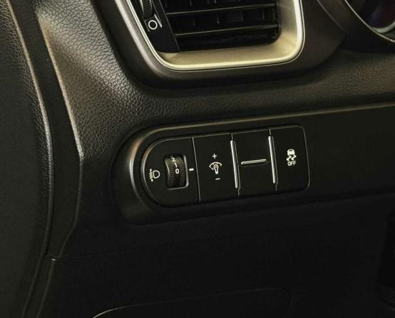 Kia Ceed III с пробегом 2019 года, цена 1 620 000 рублей, 96283 км, хэтчбек, Автокод Объявления