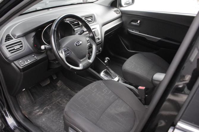 Kia Rio III Рестайлинг с пробегом 2017 года, цена 1 060 000 рублей, 173200 км, хэтчбек, Автокод Объявления
