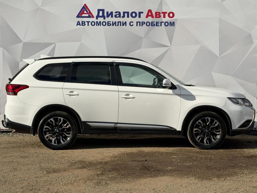 Mitsubishi Outlander III Рестайлинг 3 Набережные Челны  - изображение 4