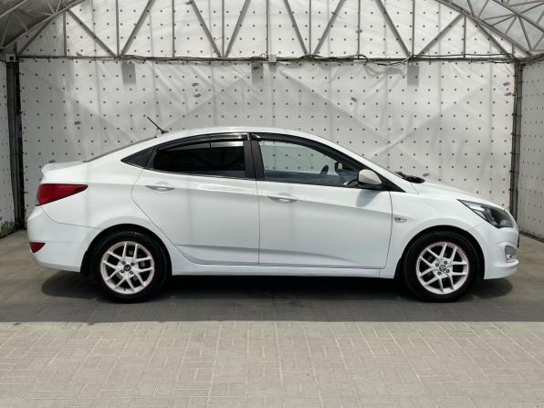 Hyundai Solaris I Рестайлинг с пробегом 2014 года, цена 820 000 рублей, 180244 км, седан, Автокод Объявления
