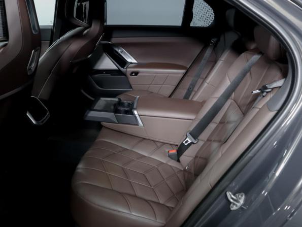 BMW 7 серии VII (G70) с пробегом 2023 года, цена 11 900 000 рублей, 82234 км, седан, Автокод Объявления