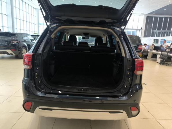 Mitsubishi Outlander III Рестайлинг 3 с пробегом 2019 года, цена 2 590 000 рублей, 72170 км, внедорожник, Автокод Объявления