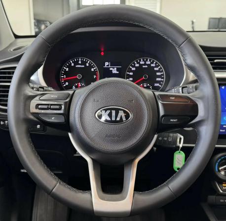 Kia Rio IV Рестайлинг с пробегом 2021 года, цена 1 749 000 рублей, 87100 км, хэтчбек, Автокод Объявления