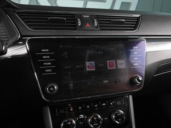 Skoda Superb III Рестайлинг с пробегом 2019 года, цена 2 550 000 рублей, 155743 км, лифтбек, Автокод Объявления