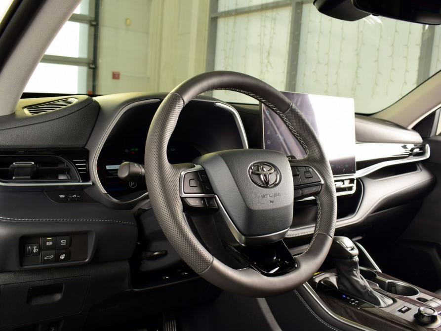Toyota Highlander IV (XU70) Кемерово  - изображение 8