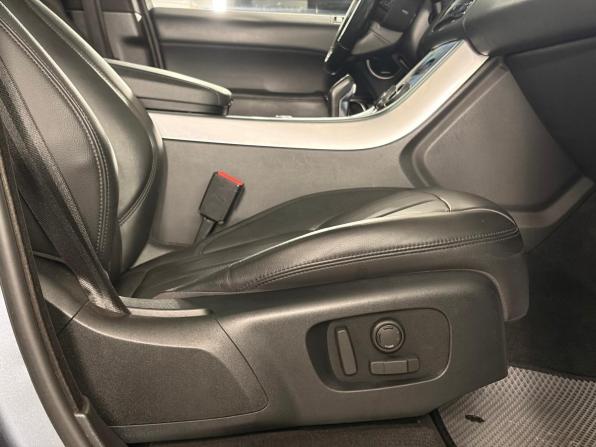 Land Rover Range Rover Sport II Рестайлинг с пробегом 2018 года, цена 3 650 000 рублей, 241914 км, внедорожник, Автокод Объявления