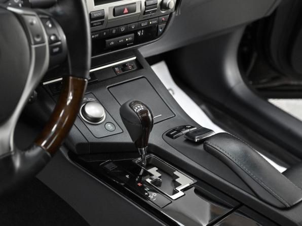 Lexus ES VI с пробегом 2014 года, цена 1 349 000 рублей, 129566 км, седан, Автокод Объявления