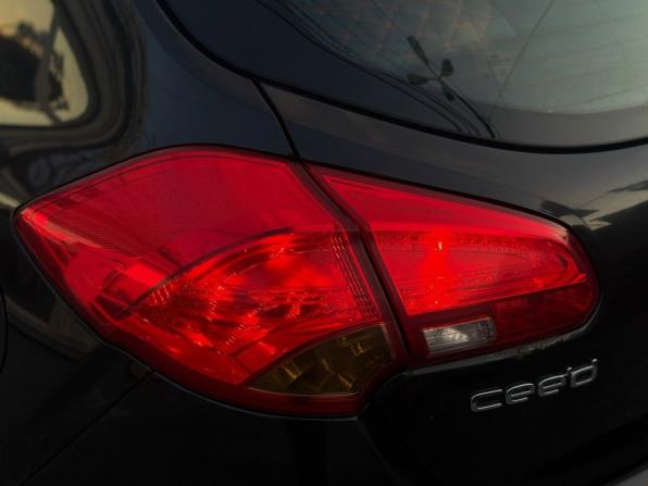 Kia Ceed II Рестайлинг с пробегом 2015 года, цена 949 000 рублей, 173872 км, хэтчбек, Автокод Объявления