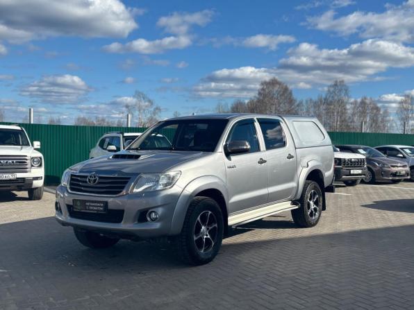 Toyota Hilux VII Рестайлинг с пробегом 2014 года, цена 2 600 000 рублей, 251639 км, пикап, Автокод Объявления
