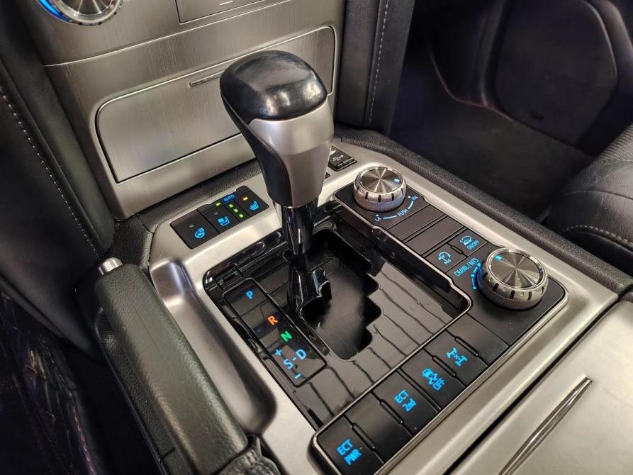 Toyota Land Cruiser 200 Series Рестайлинг 2 Санкт-Петербург  - изображение 15