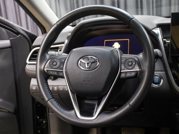 Toyota Camry VIII (XV70) Рестайлинг с пробегом 2023 года, цена 3 698 000 рублей, 24146 км, седан, Автокод Объявления