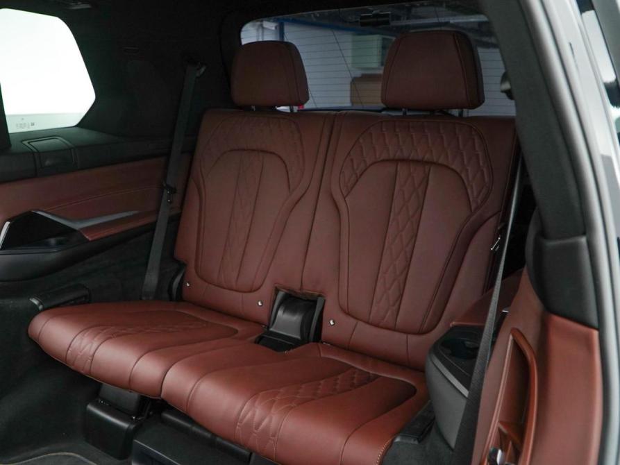BMW X7 I (G07) Москва  - изображение 9
