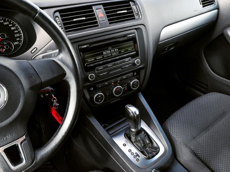 Volkswagen Jetta VI Екатеринбург  - изображение 9